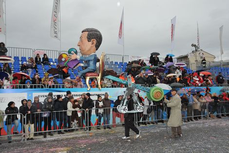 Ingrandisci la foto